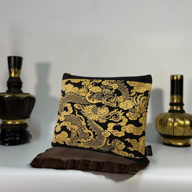 תיק קלאץ’ בד דרקון מוזהב